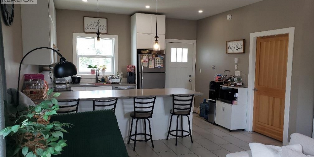 4702 PARK AVENUE Terrace Photo 7 4702 PARK AVENUE Terrace Photo 7